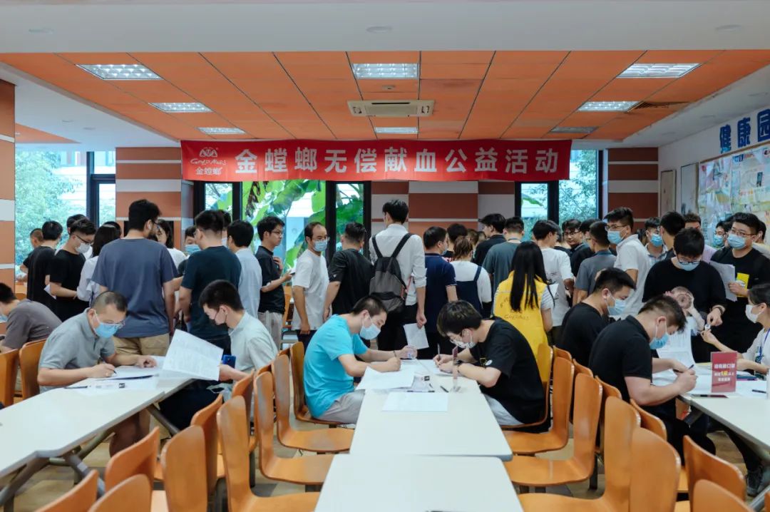 ���� | ��Ѫ��ۣ���ս���飬�ʽ�ͨһֱ���ж�