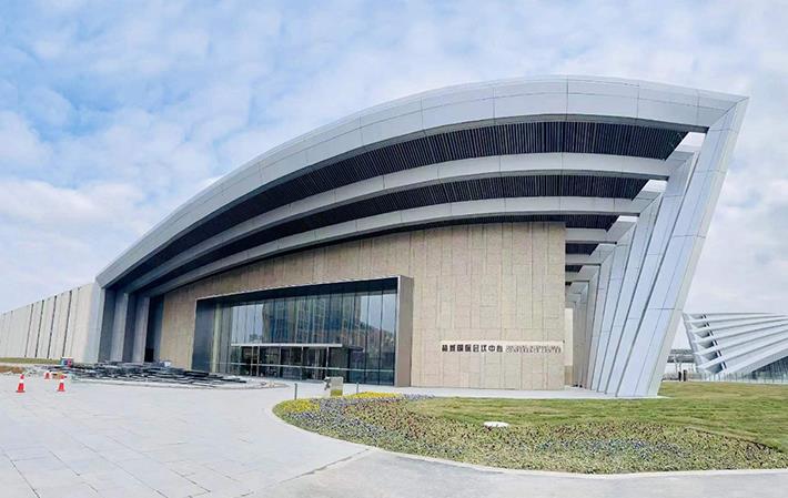 ���ָ����γ��µر꣬�ʽ�ͨ�����й��ƺ�ʪ�ز���ݼ����������ǻ�����