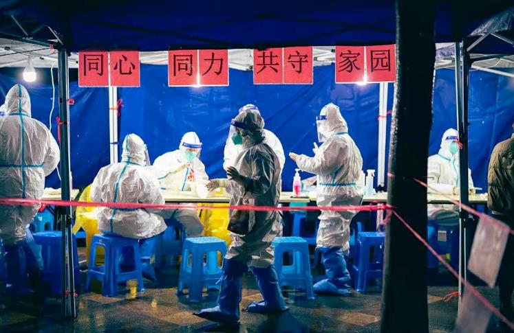 �ʽ�ͨ�������ա�ս���ա���������һ�ߣ�����һ��